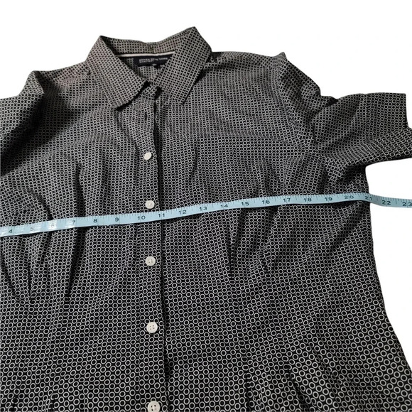 Jones New York signature size XL Black and White Shirt Buttons up women's - Picture 5 of 9